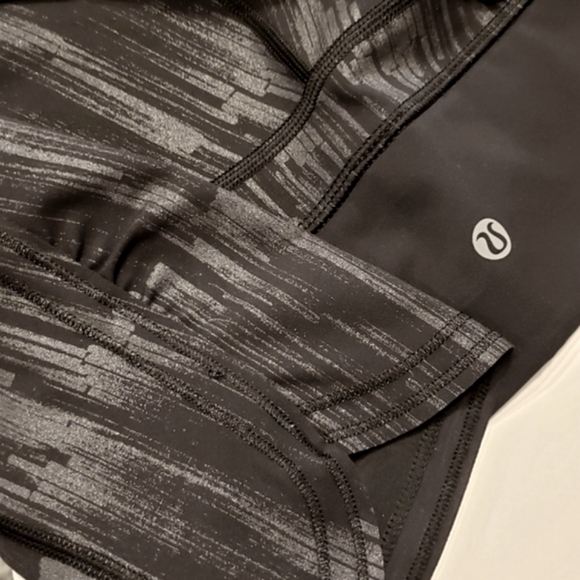 NWT LULULEMON Run Top Speed Crop Pants - Picture 9 of 10